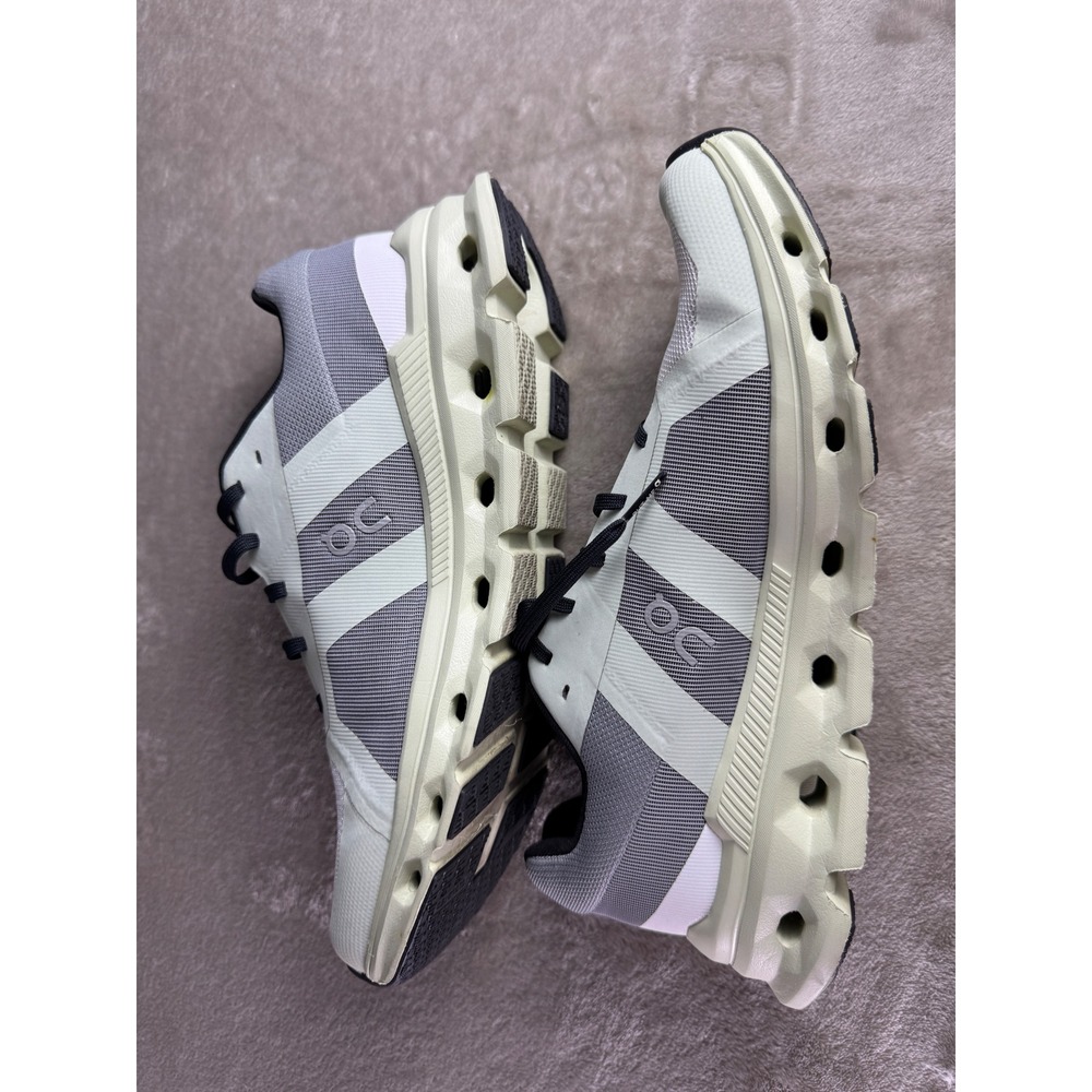 On Cloudrunner Women's Running Shoes Size 11 Fros… - image 7